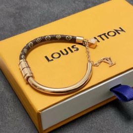 Picture of LV Bracelet _SKULVbracelet06cly6310851